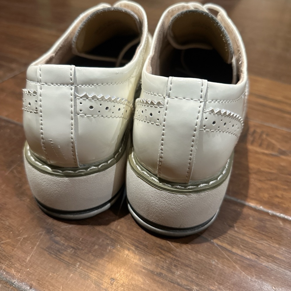 Women's Cream Brogue Loafers - Picture 4 of 6